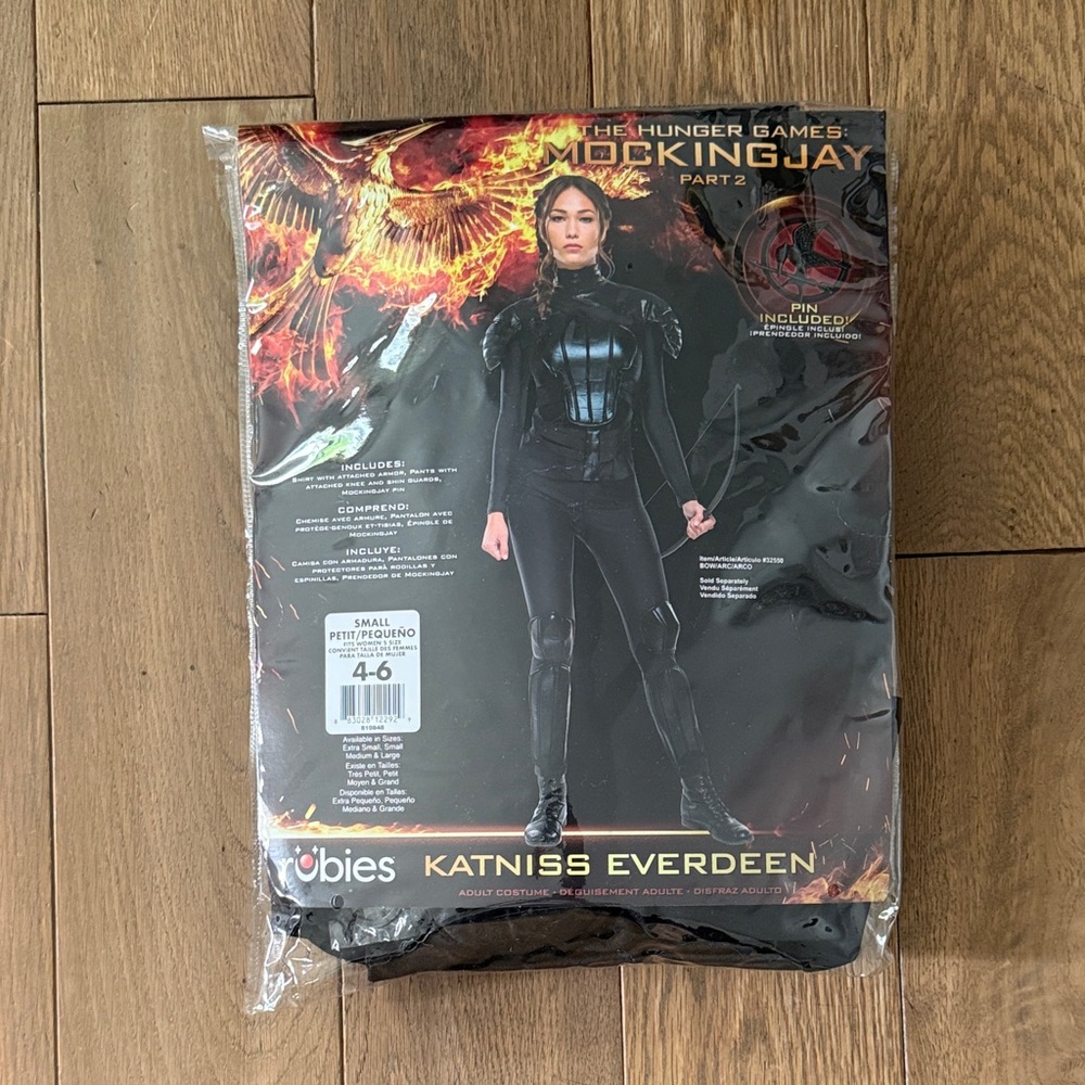 Women’s Katniss Everdeen Mockingjay Halloween Costume - Black